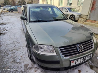 Volkswagen Passat foto 3