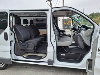 Opel Vivaro foto 9