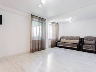 Apartament cu 2 camere, 76 m², Botanica, Chișinău foto 7