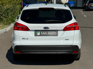 Ford Focus foto 6