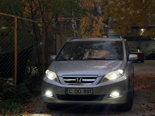 Honda FR-V foto 4