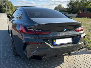 BMW 8 Series foto 5