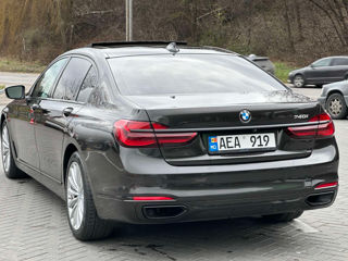 BMW 7 Series foto 6