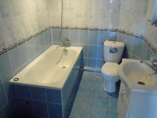 Apartament in or. Riscani nu scump foto 9