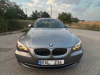 BMW 5 Series foto 3