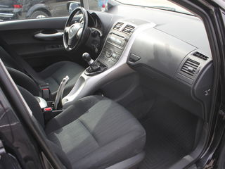 Toyota Auris foto 9