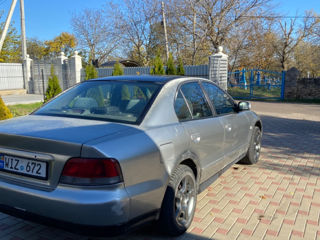 Mitsubishi Galant foto 2