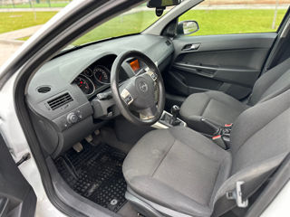 Opel Astra foto 9