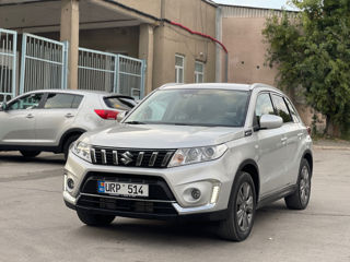 Suzuki Vitara foto 1