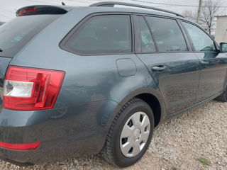 Skoda Octavia foto 3