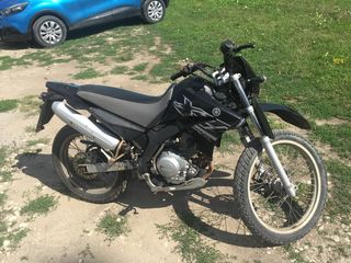 Yamaha XT 125 foto 1