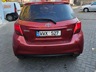 Toyota Yaris foto 2