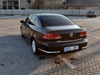 Volkswagen Passat foto 2