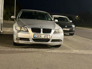 BMW 3 Series foto 2