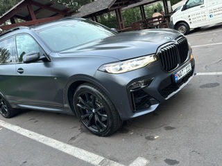 BMW X7 foto 3