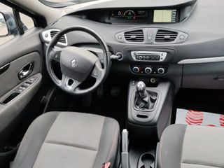 Renault Scenic foto 11