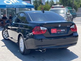 BMW 3 Series foto 5