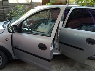 Opel Corsa foto 4