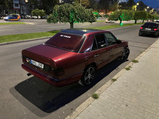 Mercedes Series (W124) foto 4