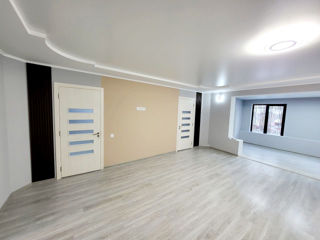 3-х комнатная квартира, 136 м², Буюканы, Кишинёв