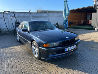 BMW 7 Series foto 6