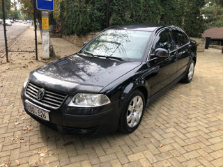 Volkswagen Passat foto 4