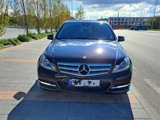 Mercedes C-Class foto 5