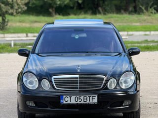 Mercedes E-Class foto 3