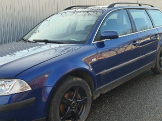 Volkswagen Passat foto 1