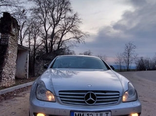 Mercedes CLS-Class foto 2