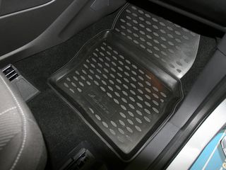 Ford Kuga 2013-2020. Коврики в салон и багажник, брызговики, защита . Novline. foto 3