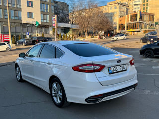 Ford Mondeo foto 4