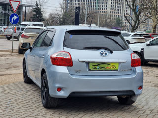 Toyota Auris foto 4