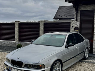 BMW 5 Series foto 5