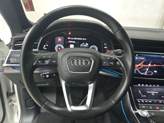 Audi Q8 foto 10