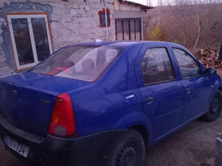 Dacia Logan foto 2