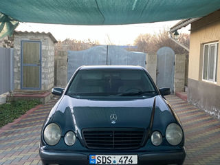 Mercedes E-Class