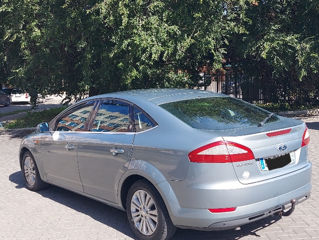 Ford Mondeo foto 6