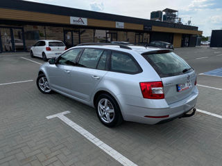 Skoda Octavia foto 6