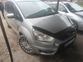 Ford S-Max foto 2