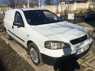 Opel Astra foto 1