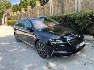 Skoda Superb foto 1