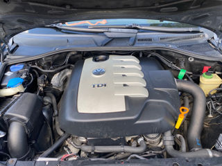 Volkswagen Touareg фото 9