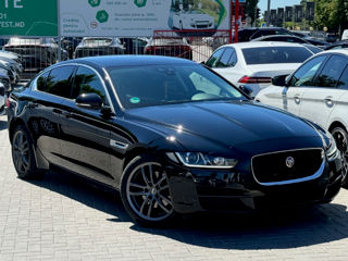 Jaguar XE foto 4