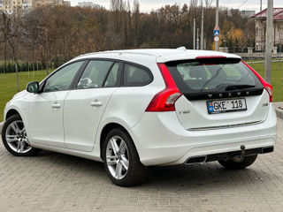 Volvo V60 foto 5