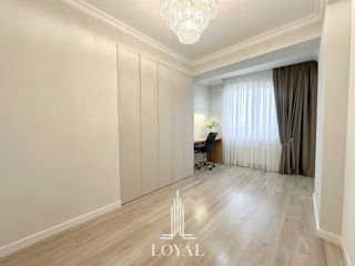 Apartament cu 3 camere, 76 m², Buiucani, Chișinău foto 11