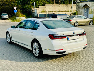 BMW 7 Series foto 3