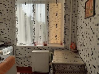 SE VINDE apartament cu 2 odai in centrul orasului Floresti!!! foto 5