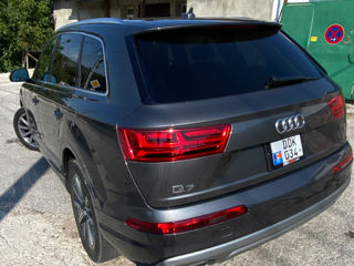 Audi Q7 foto 2