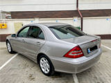 Mercedes C-Class foto 5